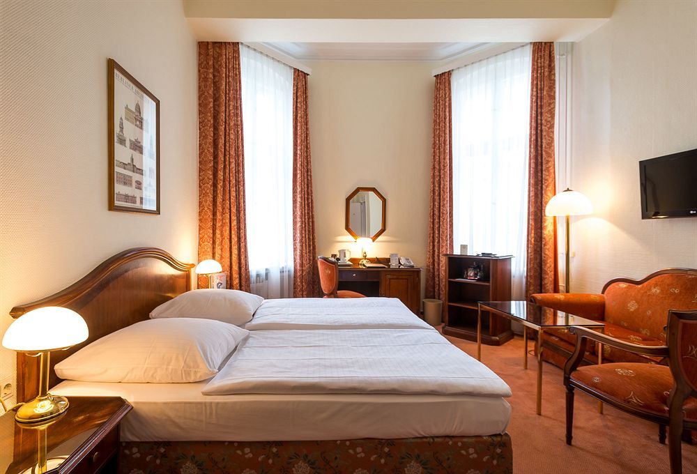 Hotel Henri Kurfuerstendamm 4*