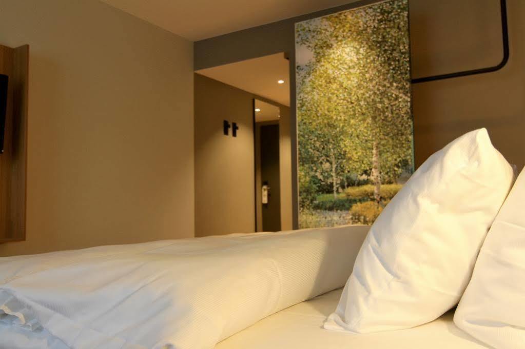 Hotel The Yard 4*
