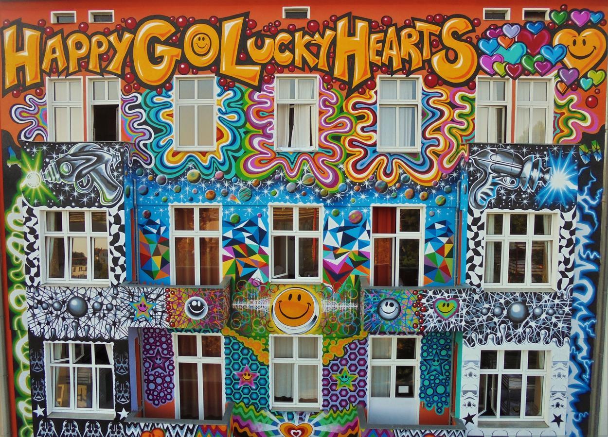 Hostel Happy Go Lucky +