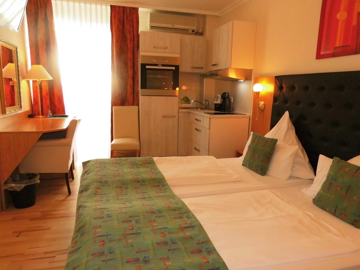 Aparthotel Guzulka & Restaurant Aparthotel 3*