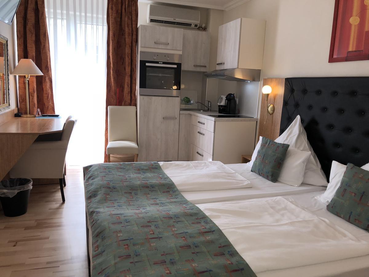 Aparthotel Guzulka & Restaurant Aparthotel 3*
