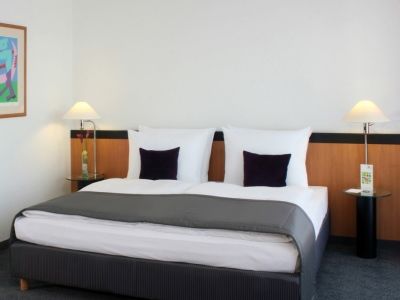 Holiday City Center East Prenzlauer Berg By Ihg