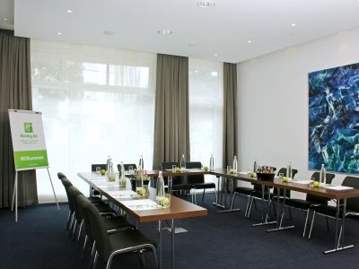 Holiday City Center East Prenzlauer Berg By Ihg Hotel