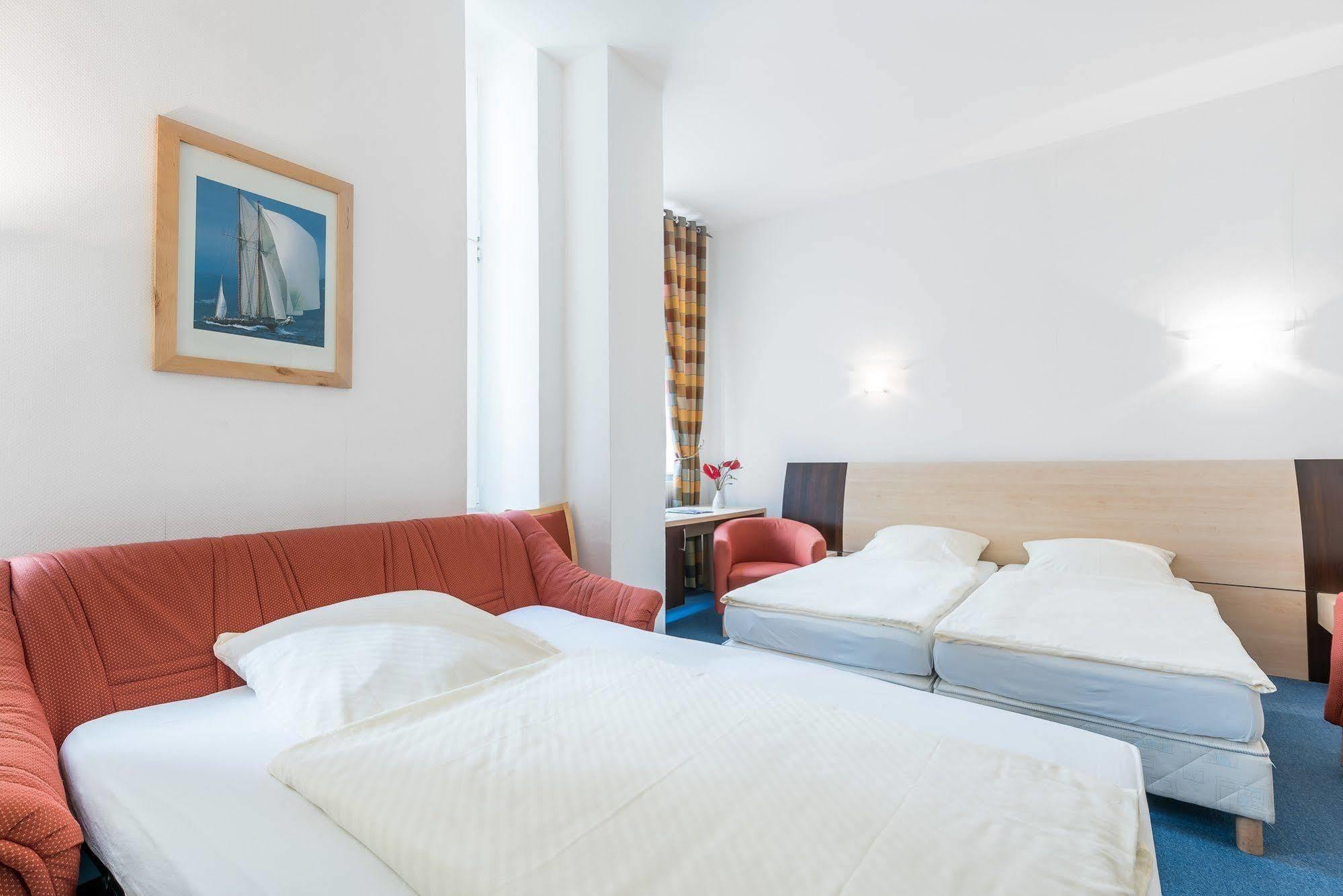 Guest house Prenzlberg 3*