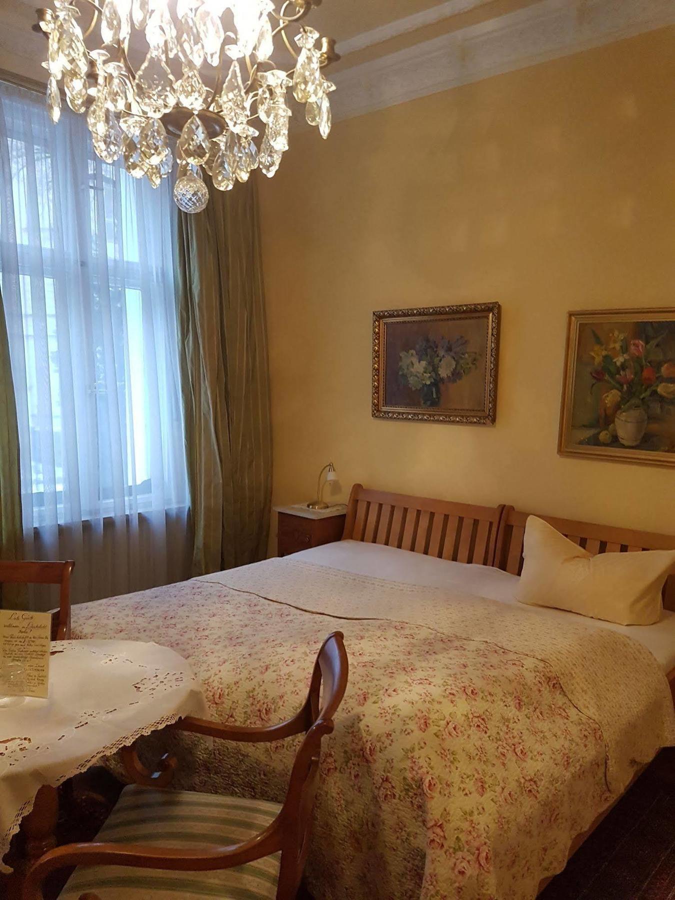 Literaturhotel Hotel 3*