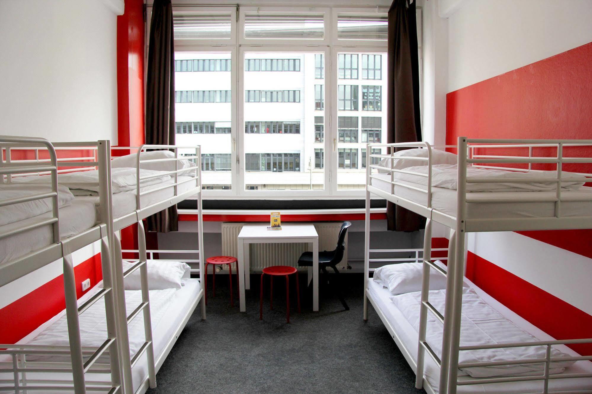 Check In Hostel