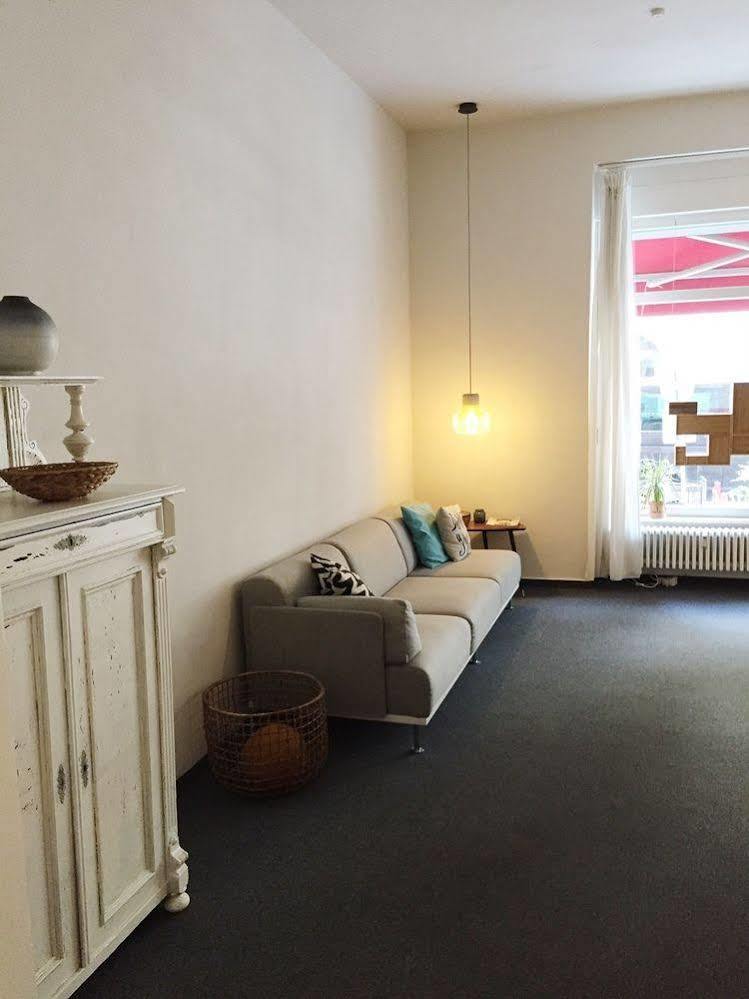 Absolut Guest house