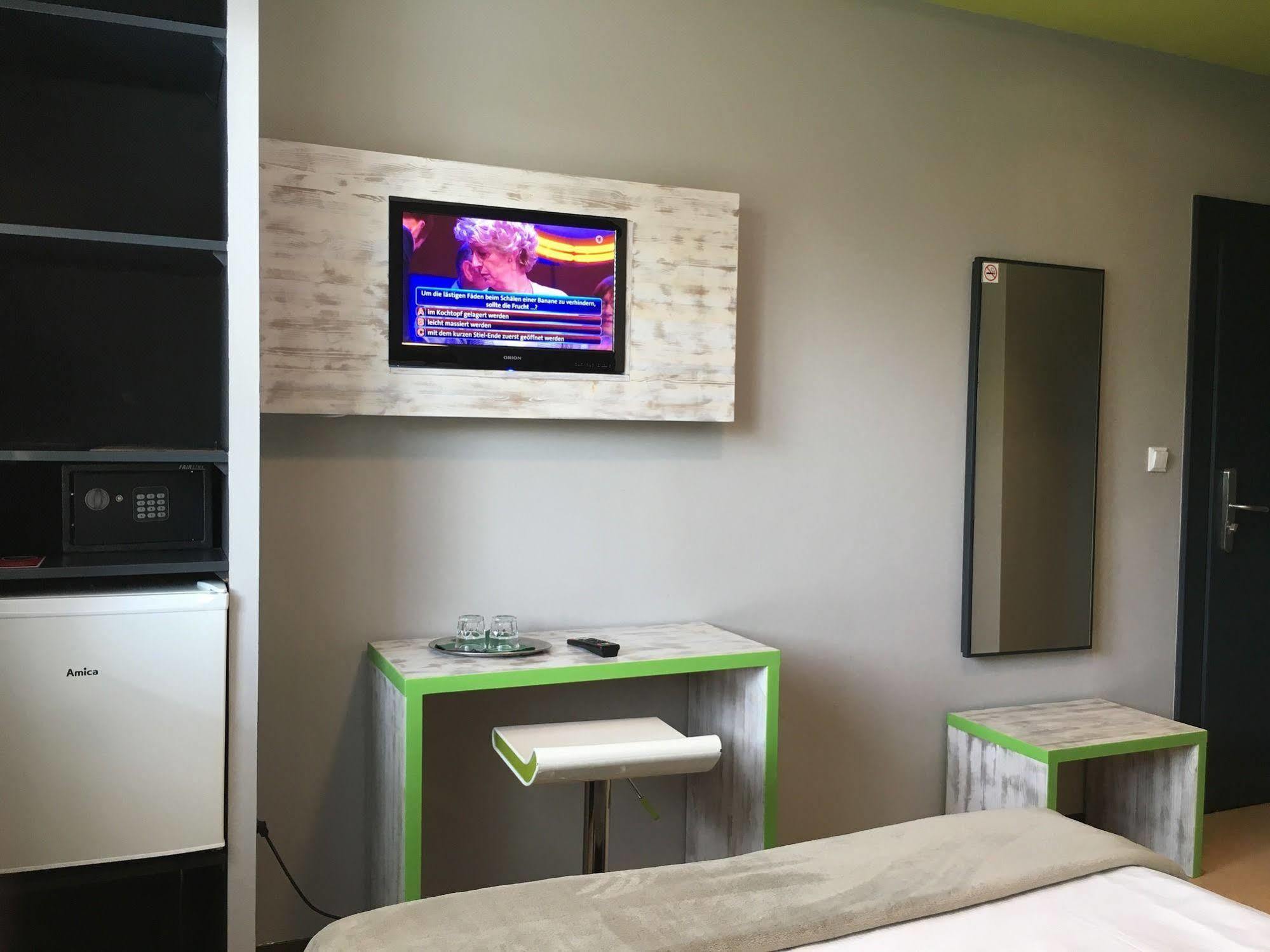 Landmark Am Kracauerplatz Hotel 2*