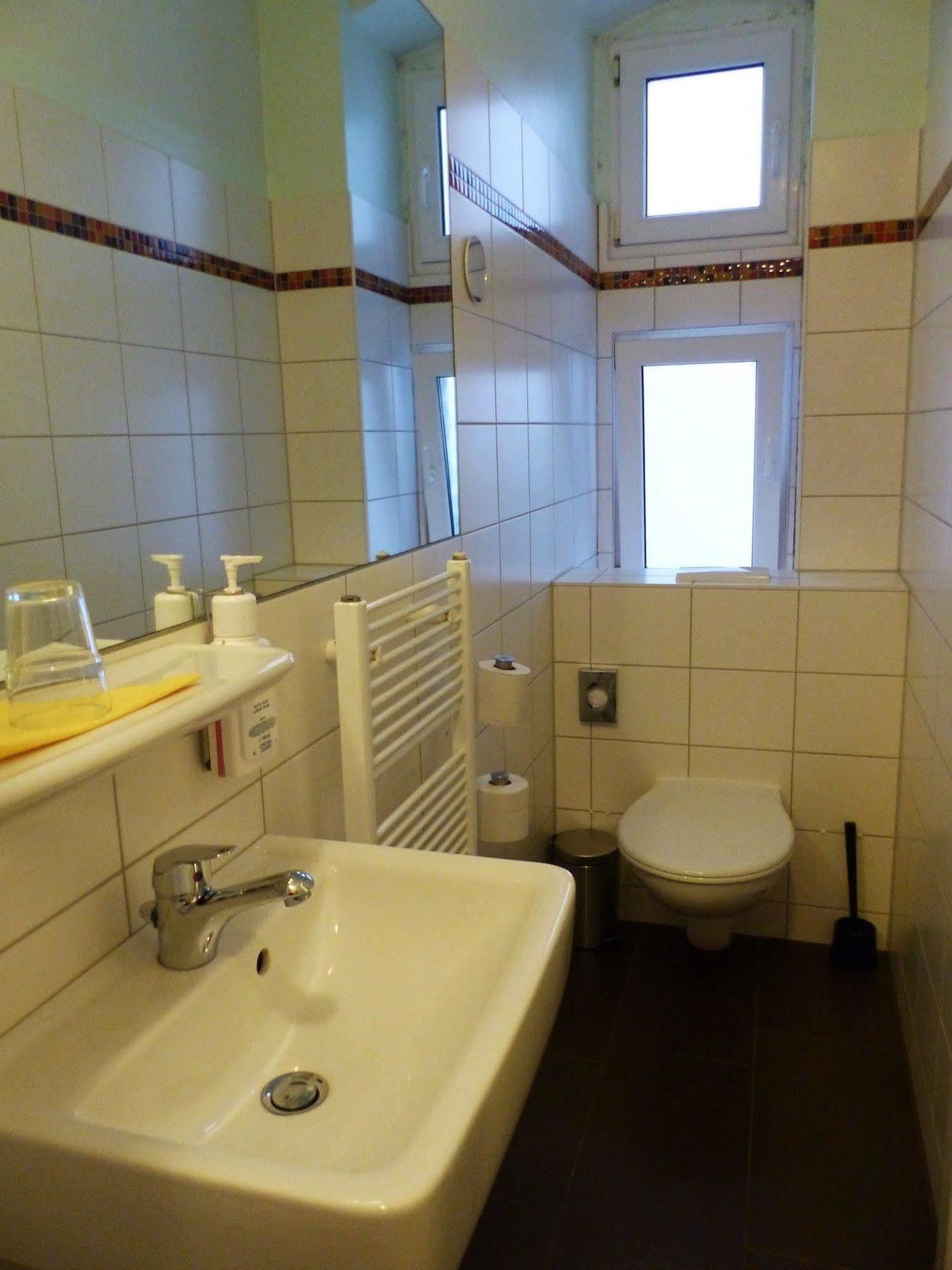 Hotel Alex 2*