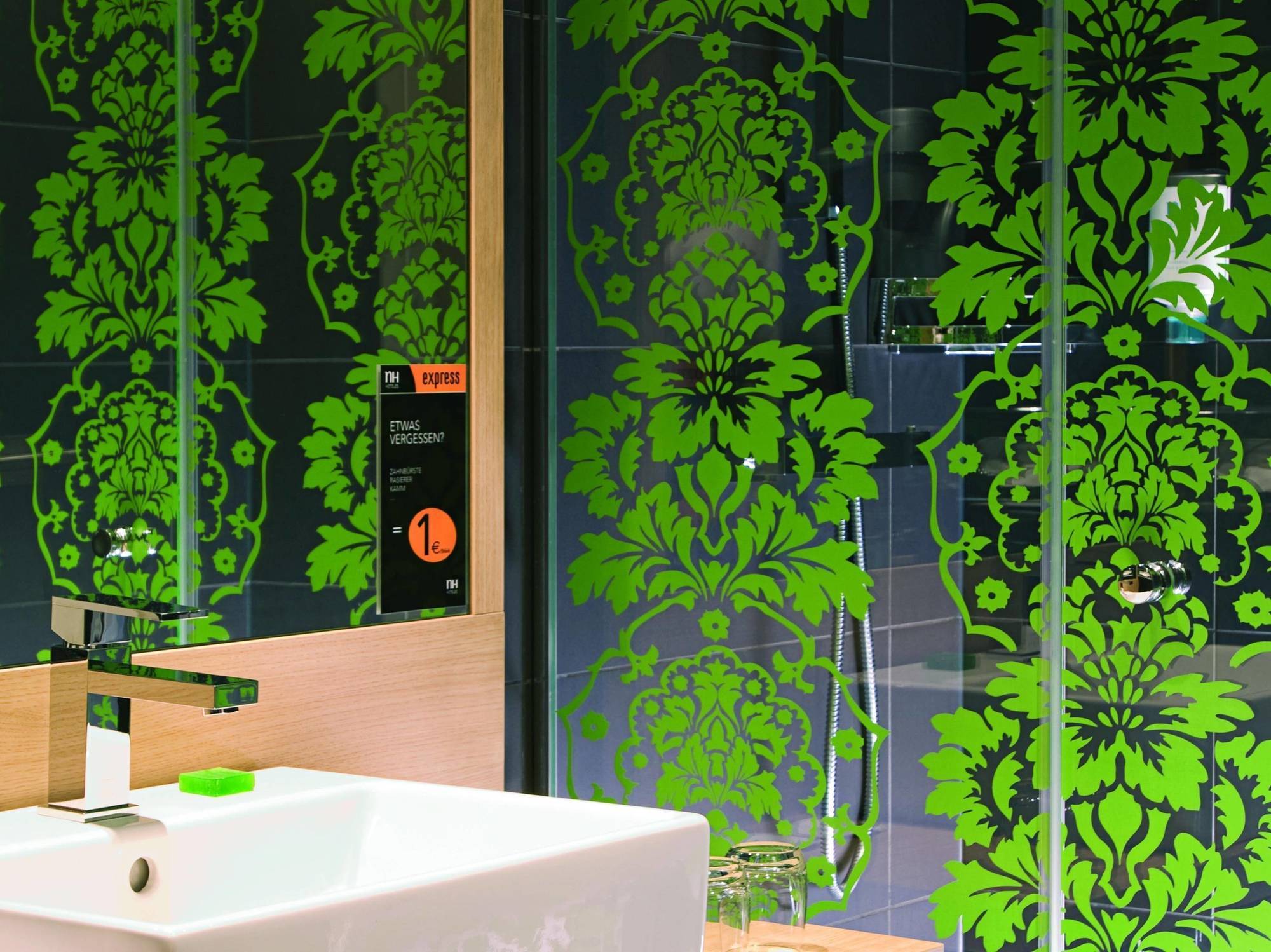 Hotel Nh Potsdamer Platz 4*