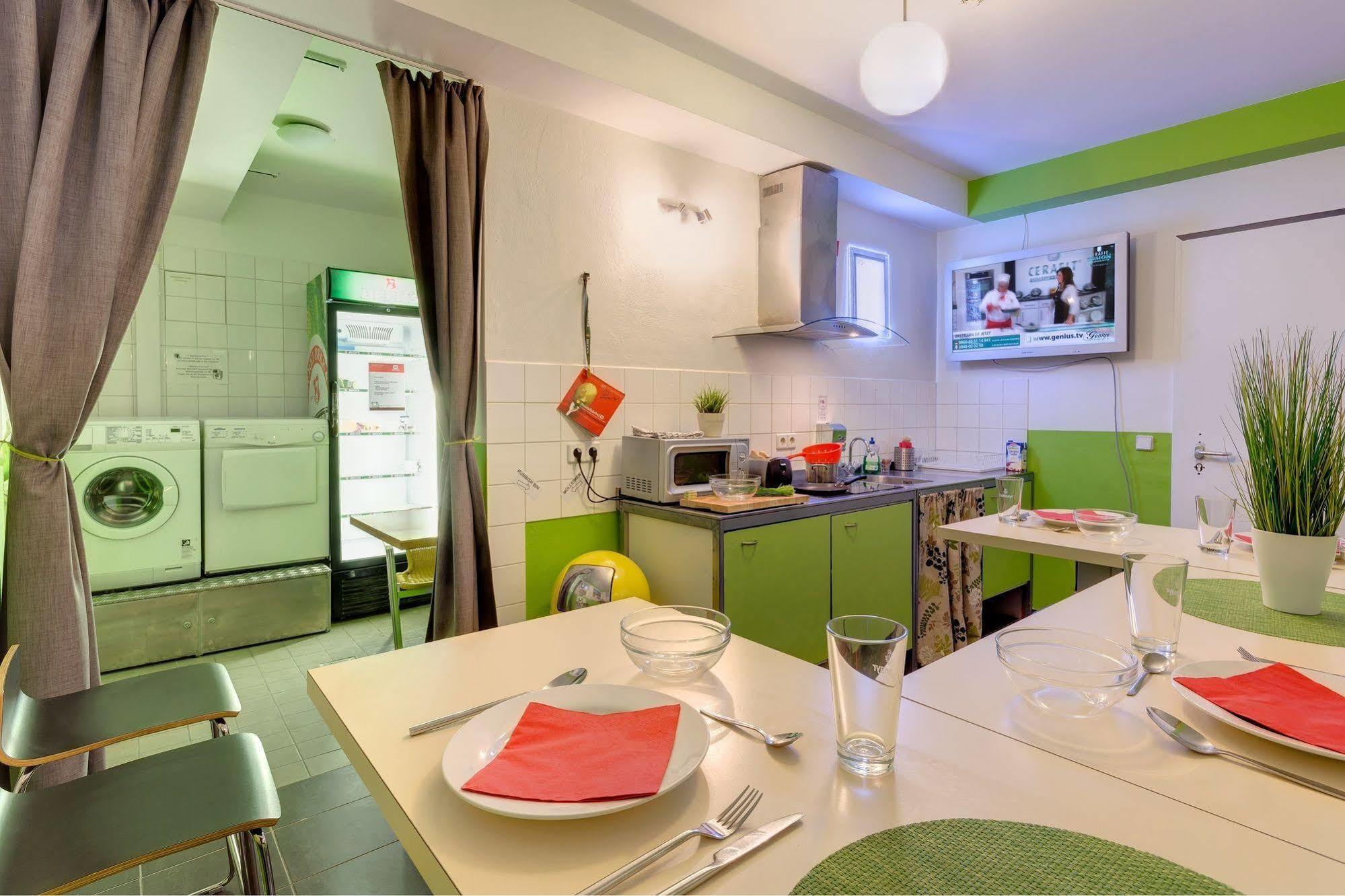 Meininger Alexanderplatz Hotel