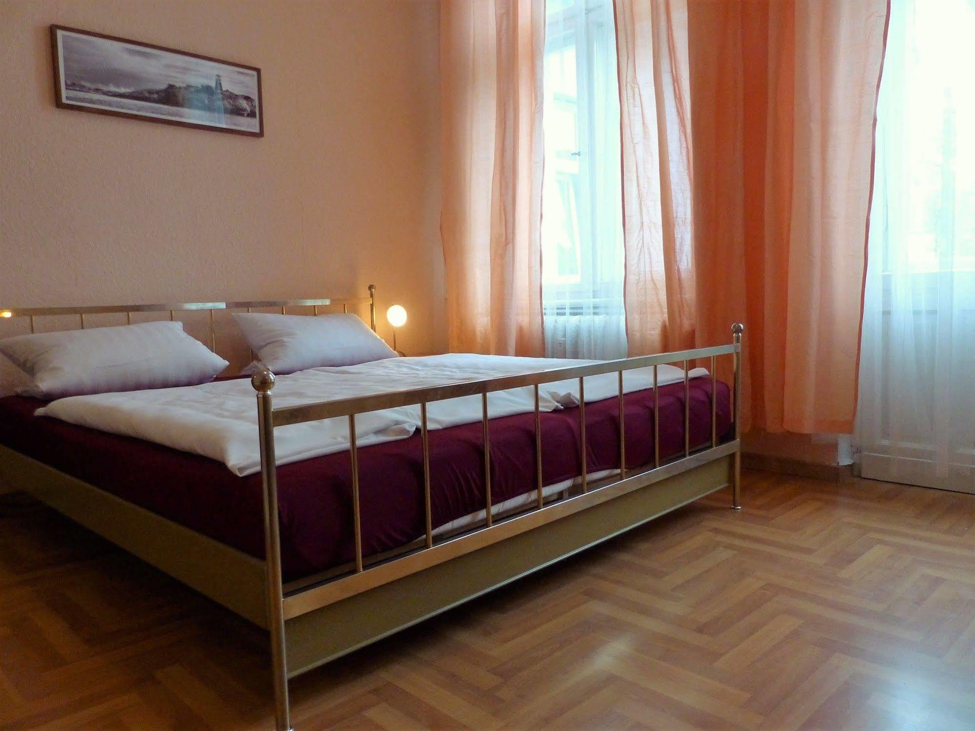 Hotel-pension Charlottenburg Berlin