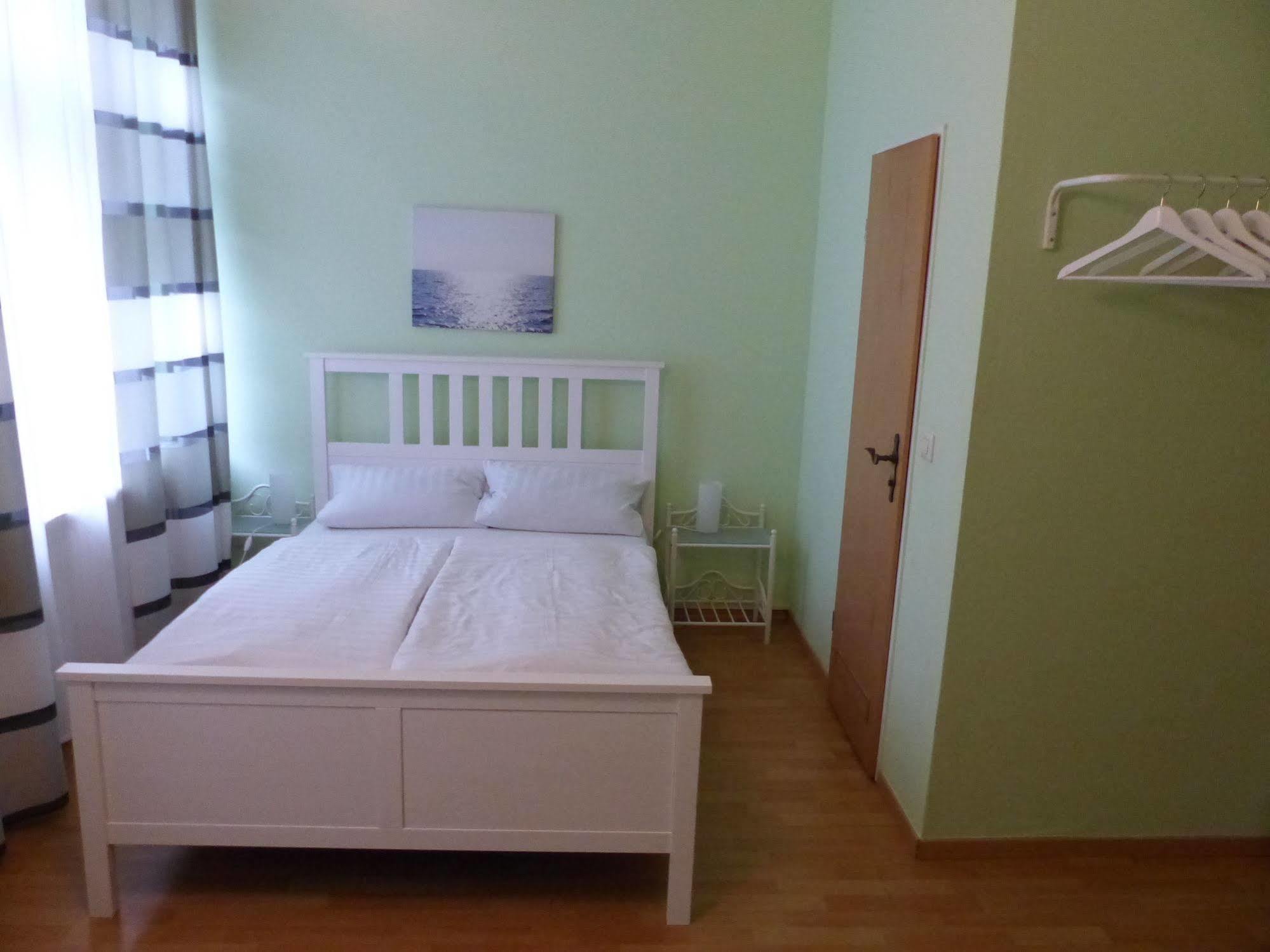 Guest house Hotel-pension Charlottenburg