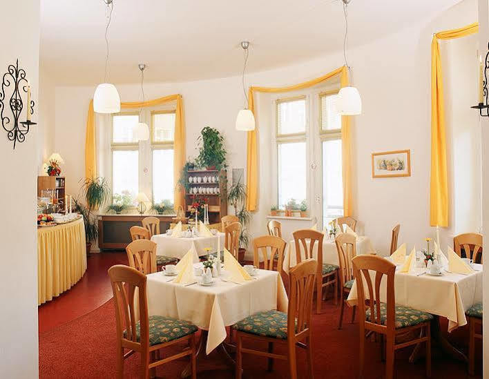 Hotel Delta 2*