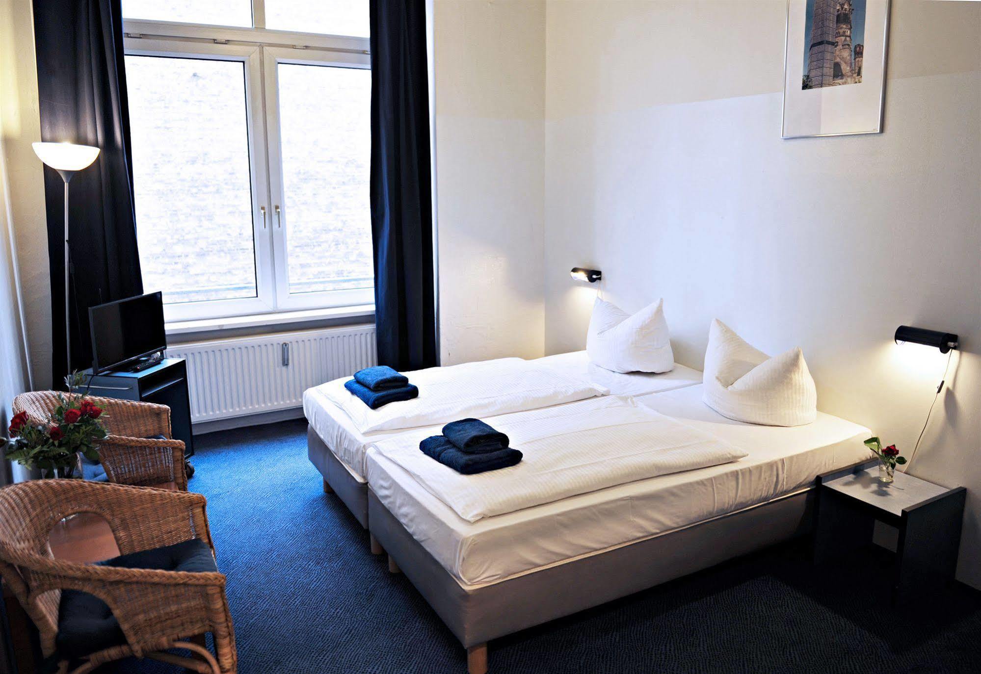 Hotel Transit Loft 2*