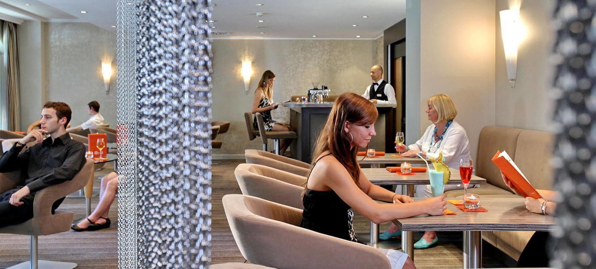 Upstalsboom Friedrichshain 4* Berlim