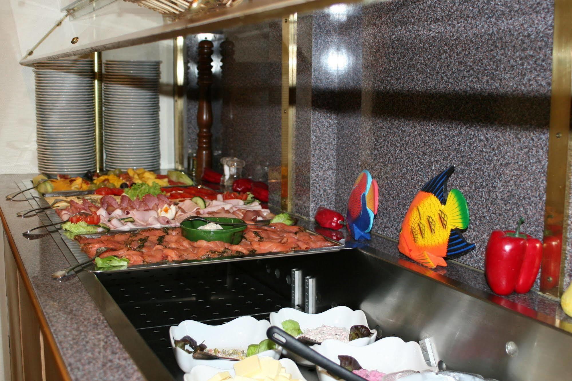 Hotel Birgit Mitte 3*