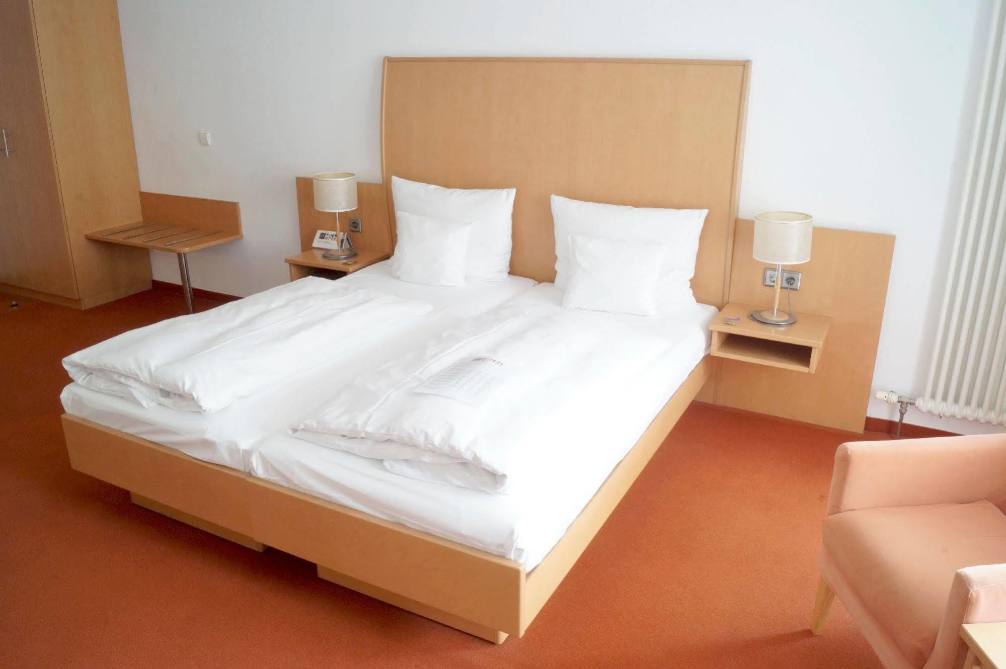 Aparthotel Hsh Mitte 4*