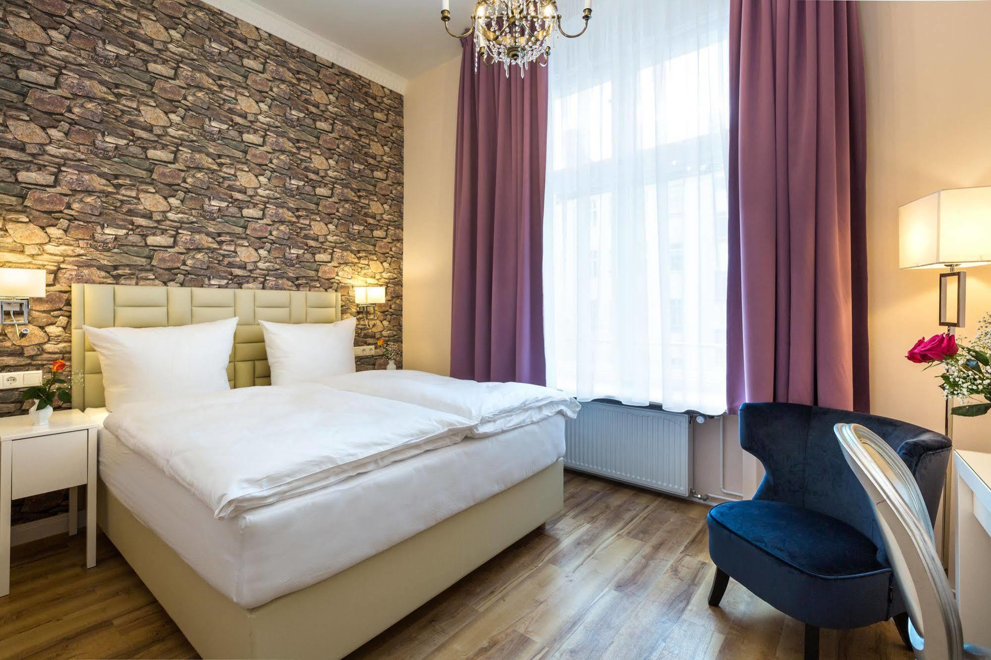Hotel Amc - Schoeneberg