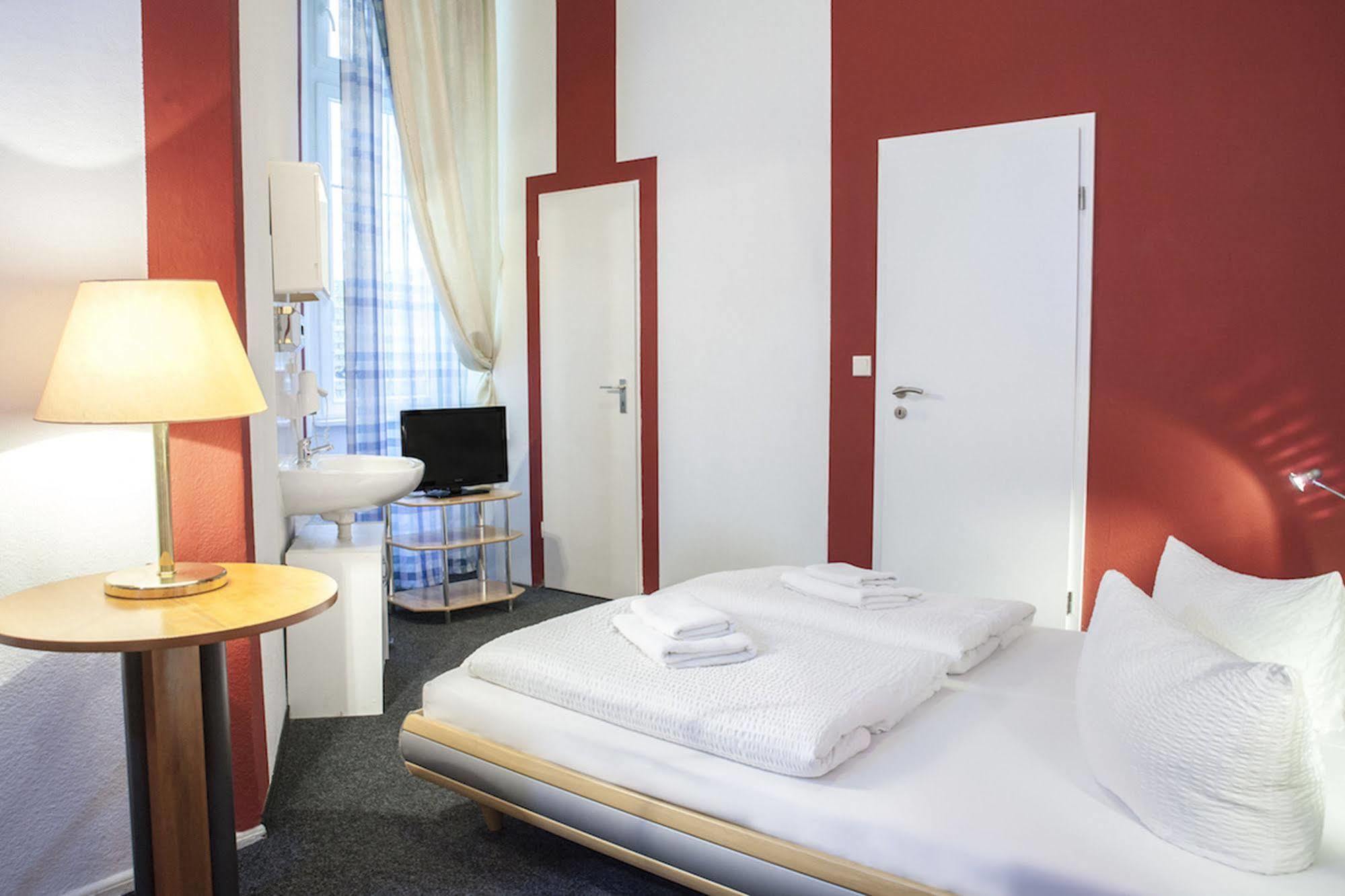 Guest house Hotel-pension Insor *