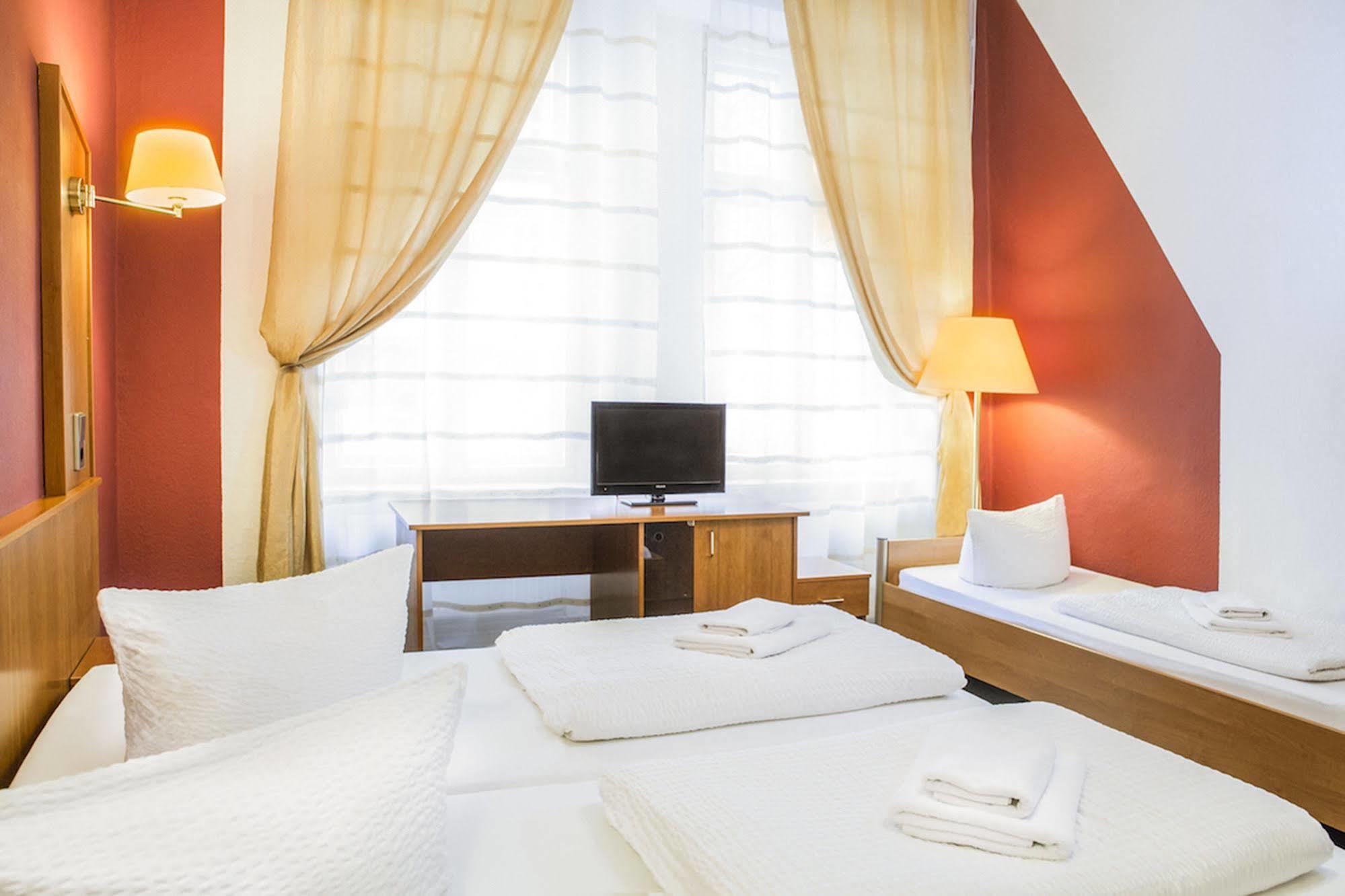 Hotel-pension Insor Guest house *