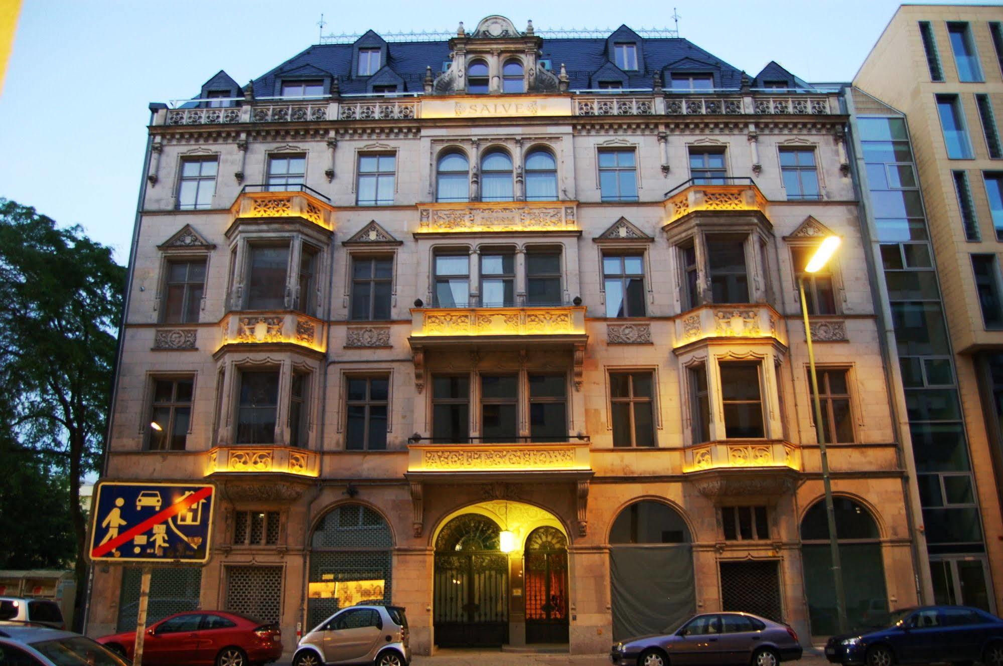 Aptc Downtown Monument4rent Near Checkpoint Charlie Apartment Berlin