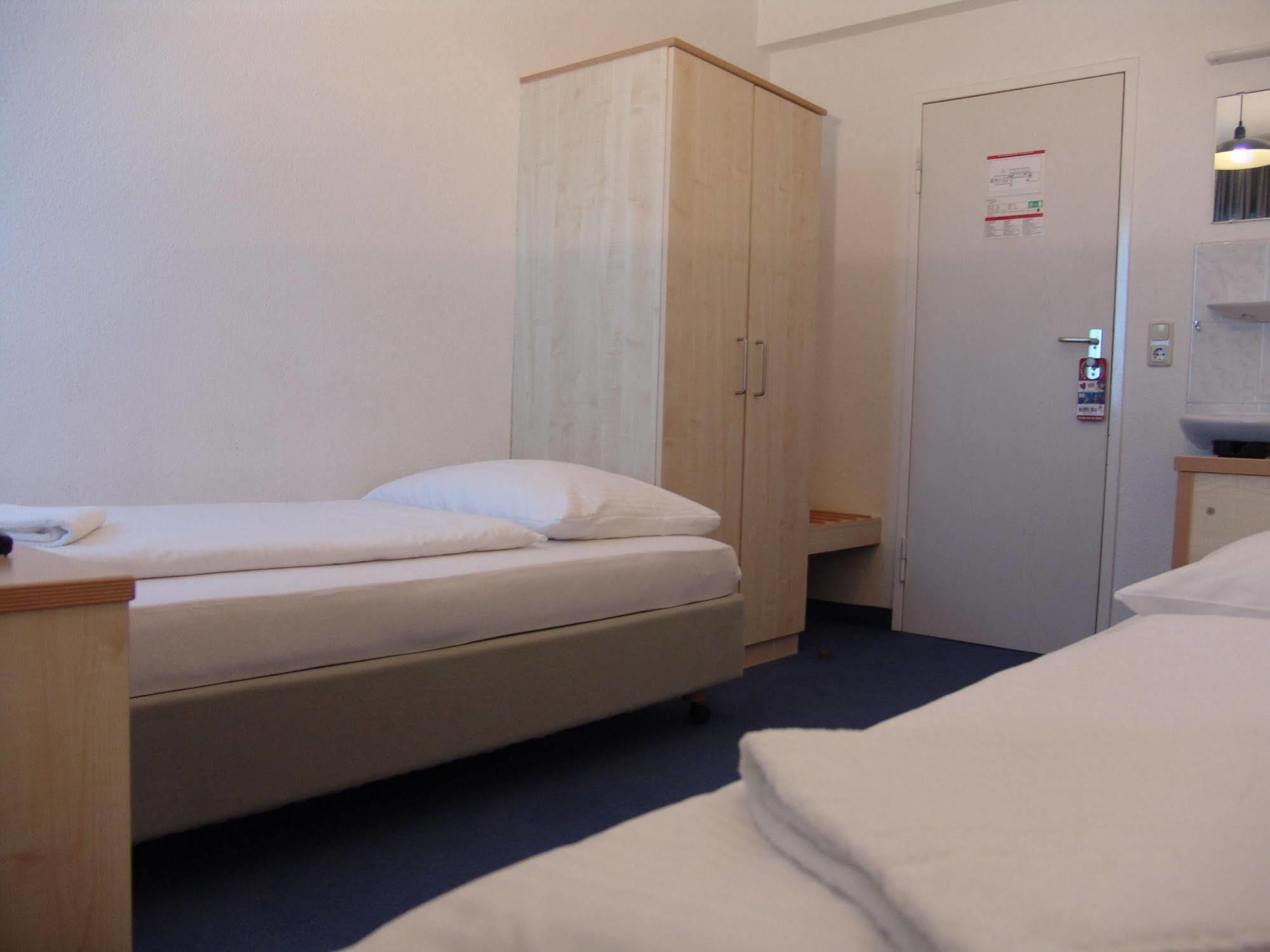Enjoy City Messe Hotel 3*
