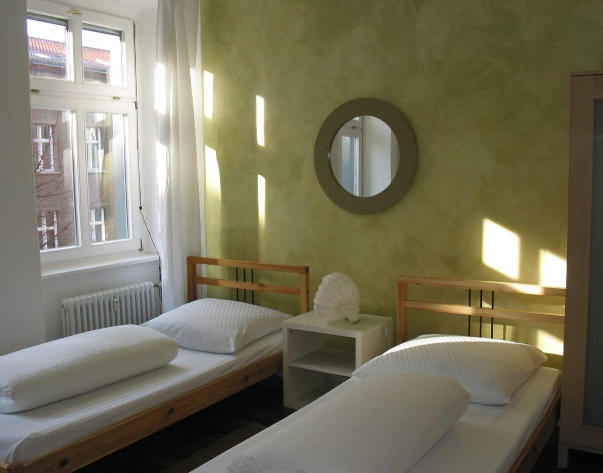 Eastseven Albergue