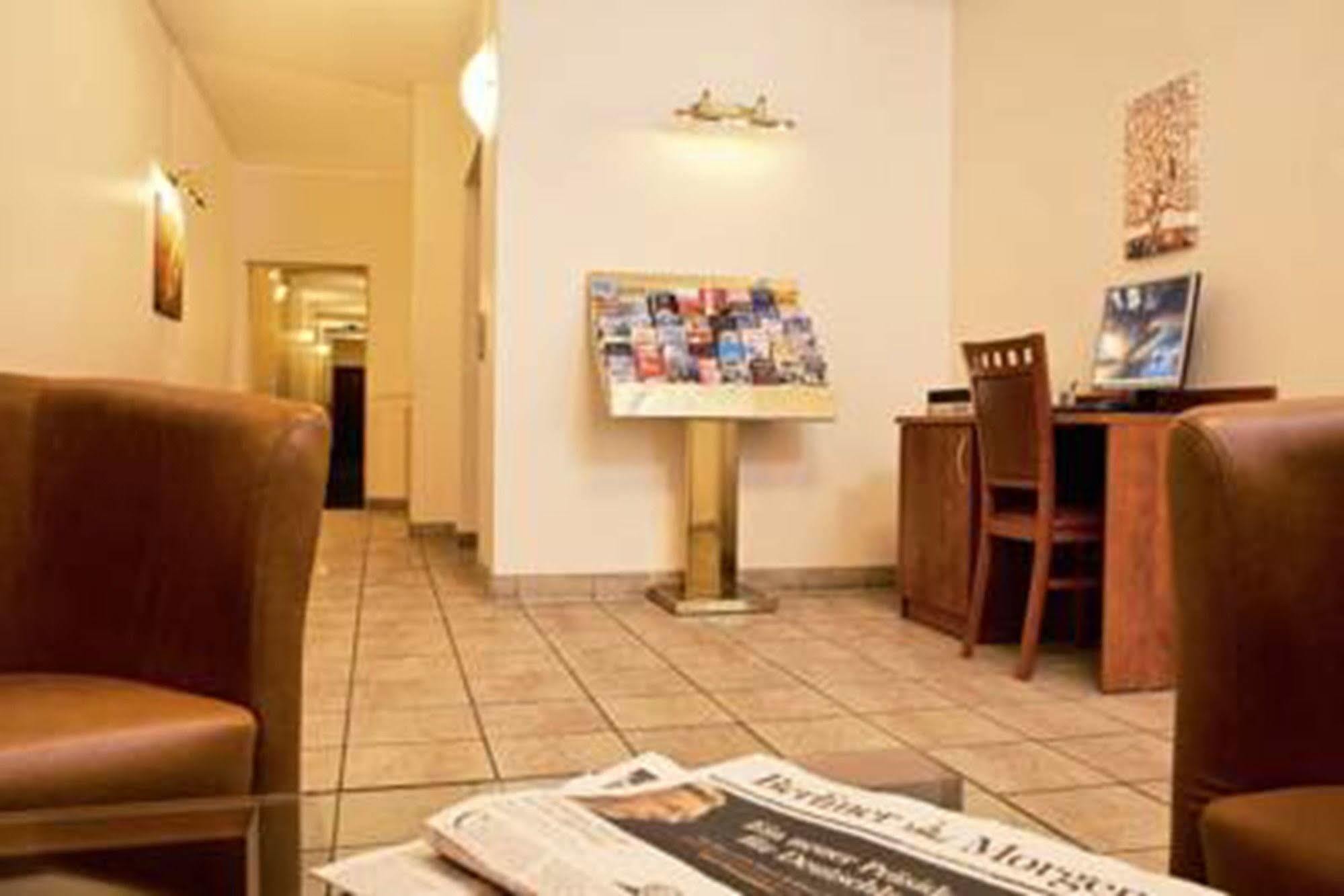 Atrium Charlottenburg 3* Berlim