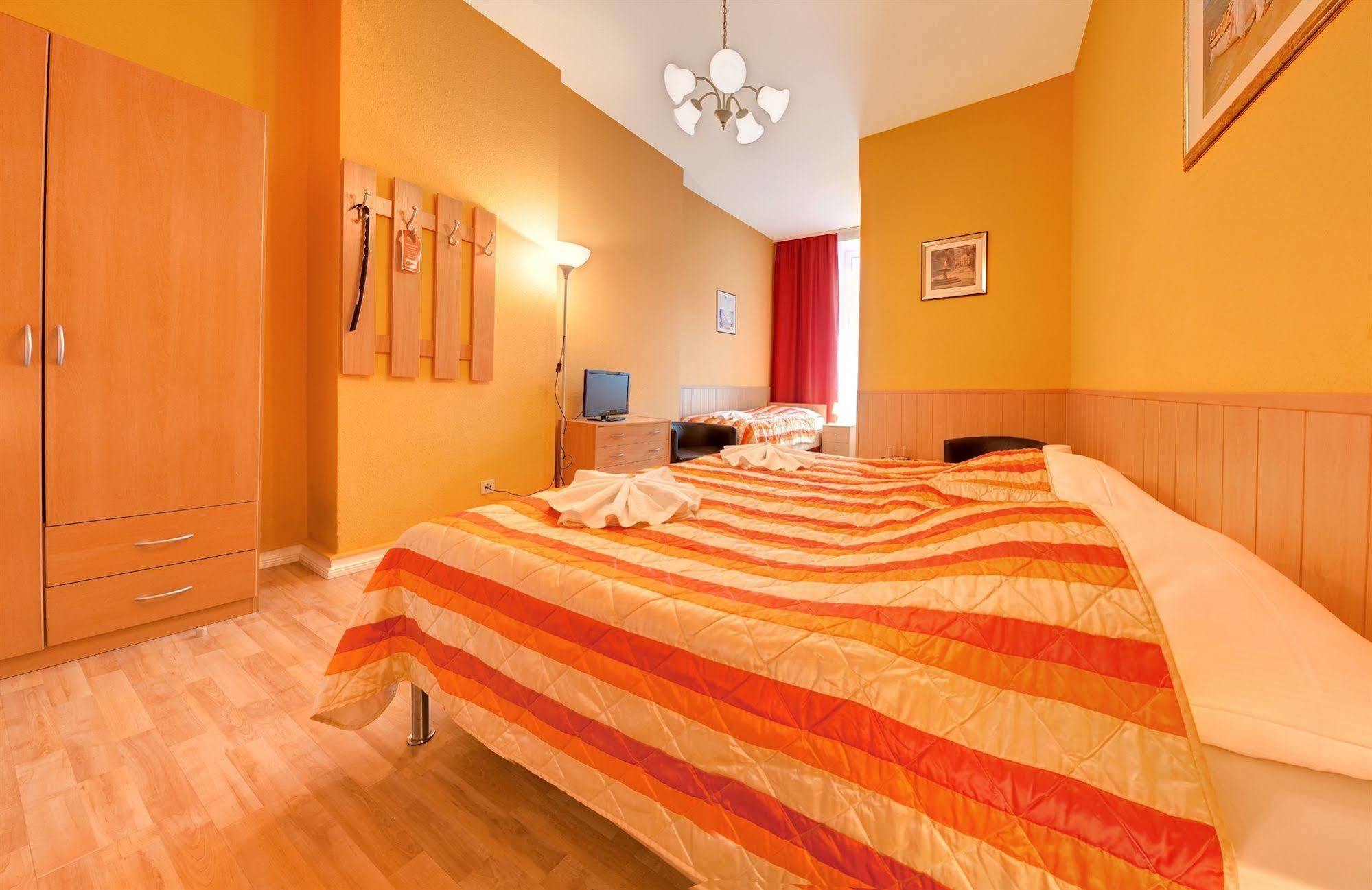 Guest house Hotel-pension Am Savignyplatz Berlin