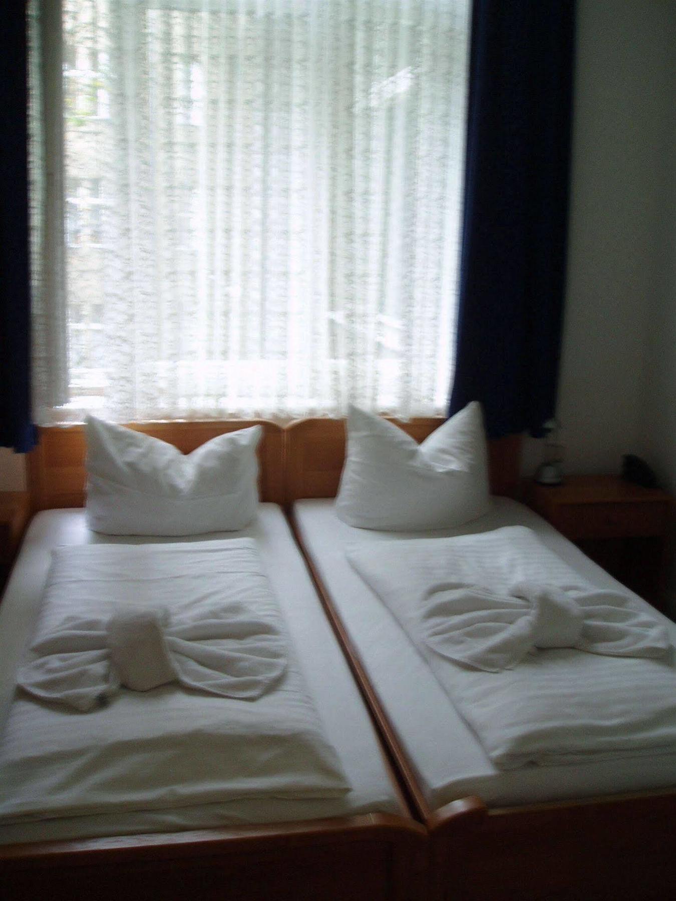Arta Lenz Hotel 3*