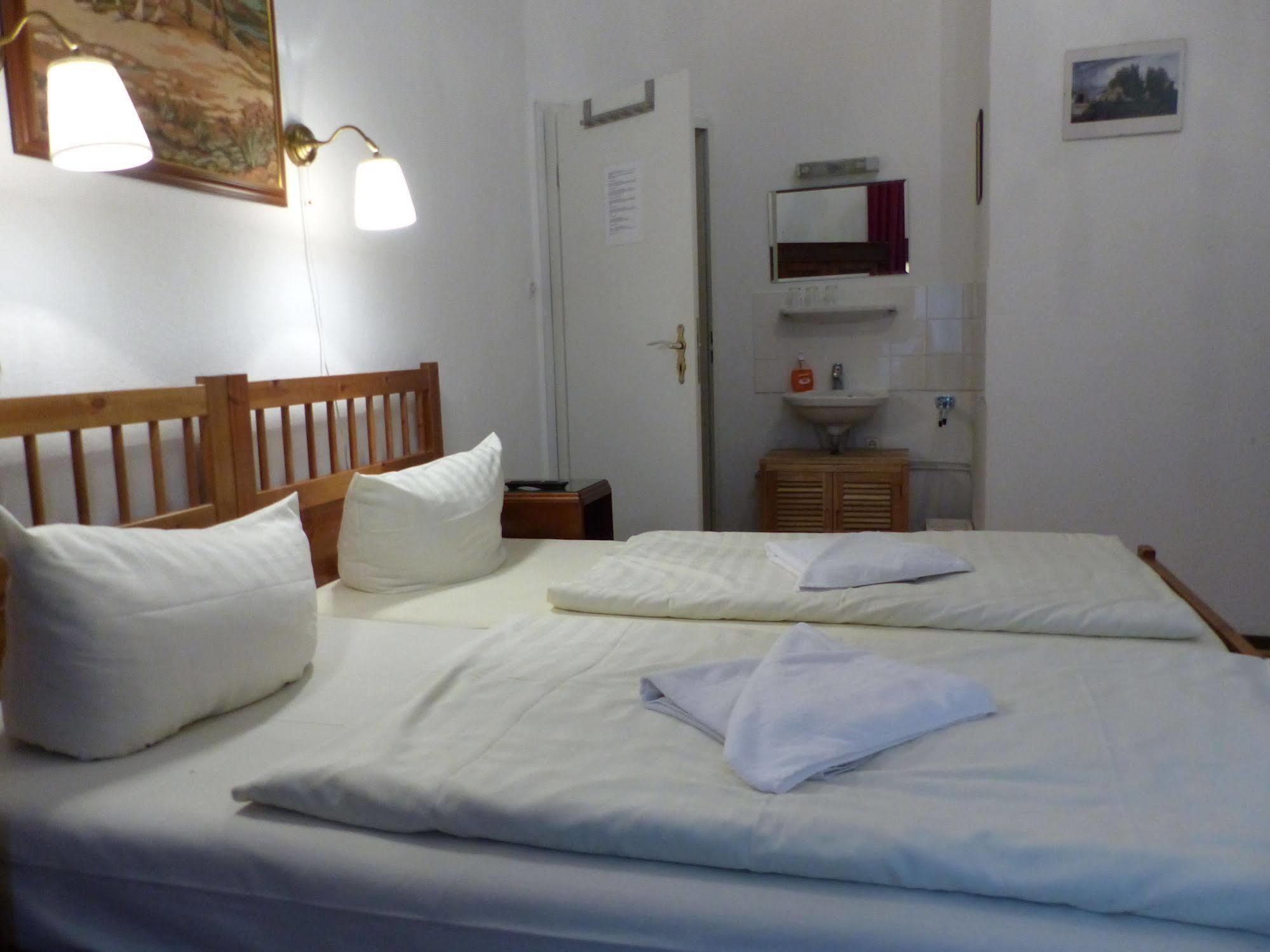 Waizenegger Am Kurfuerstendamm Guest house