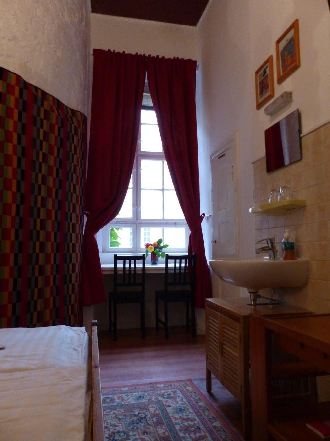 Waizenegger Am Kurfuerstendamm Guest house 2*