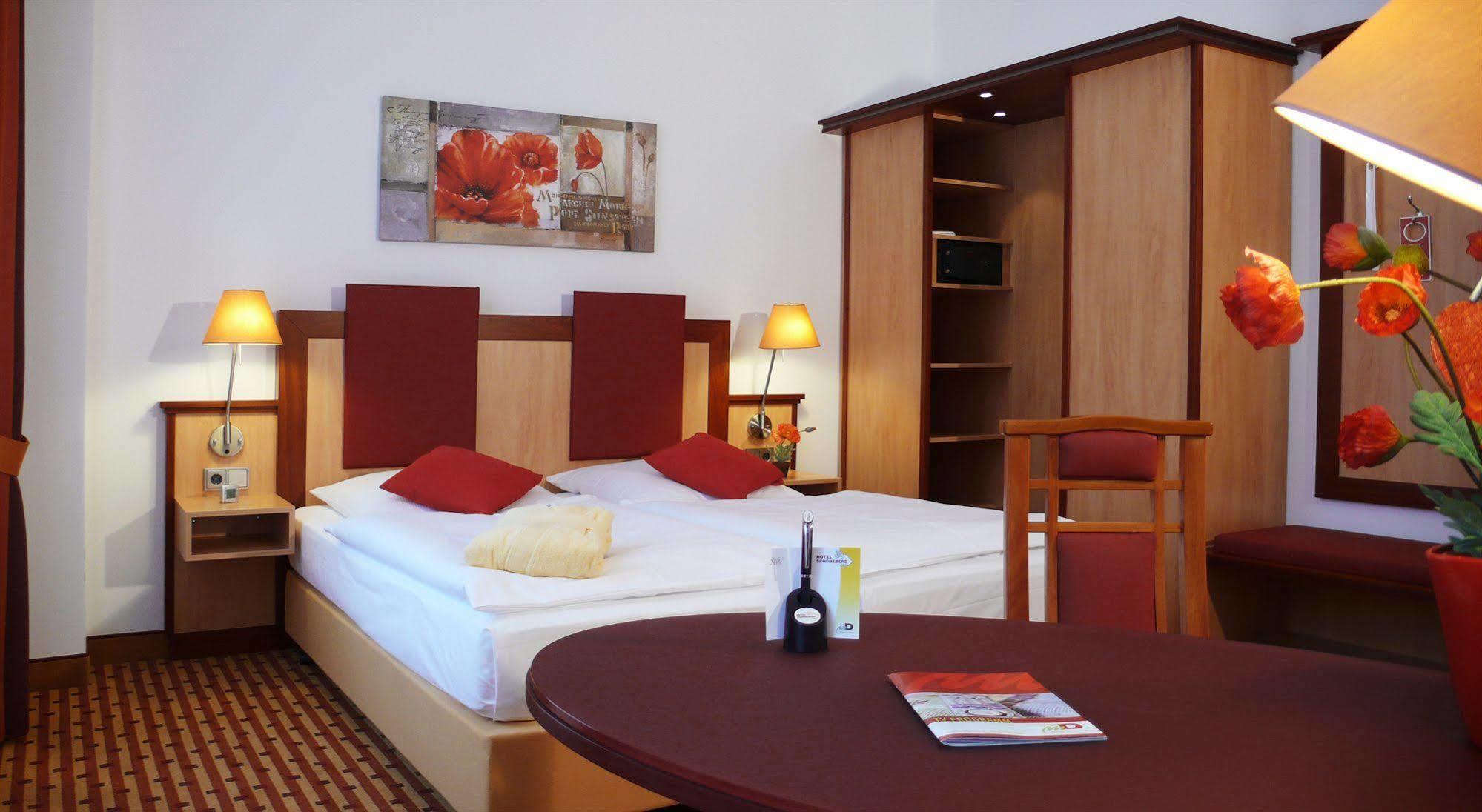 Schoeneberg Hotel 3*