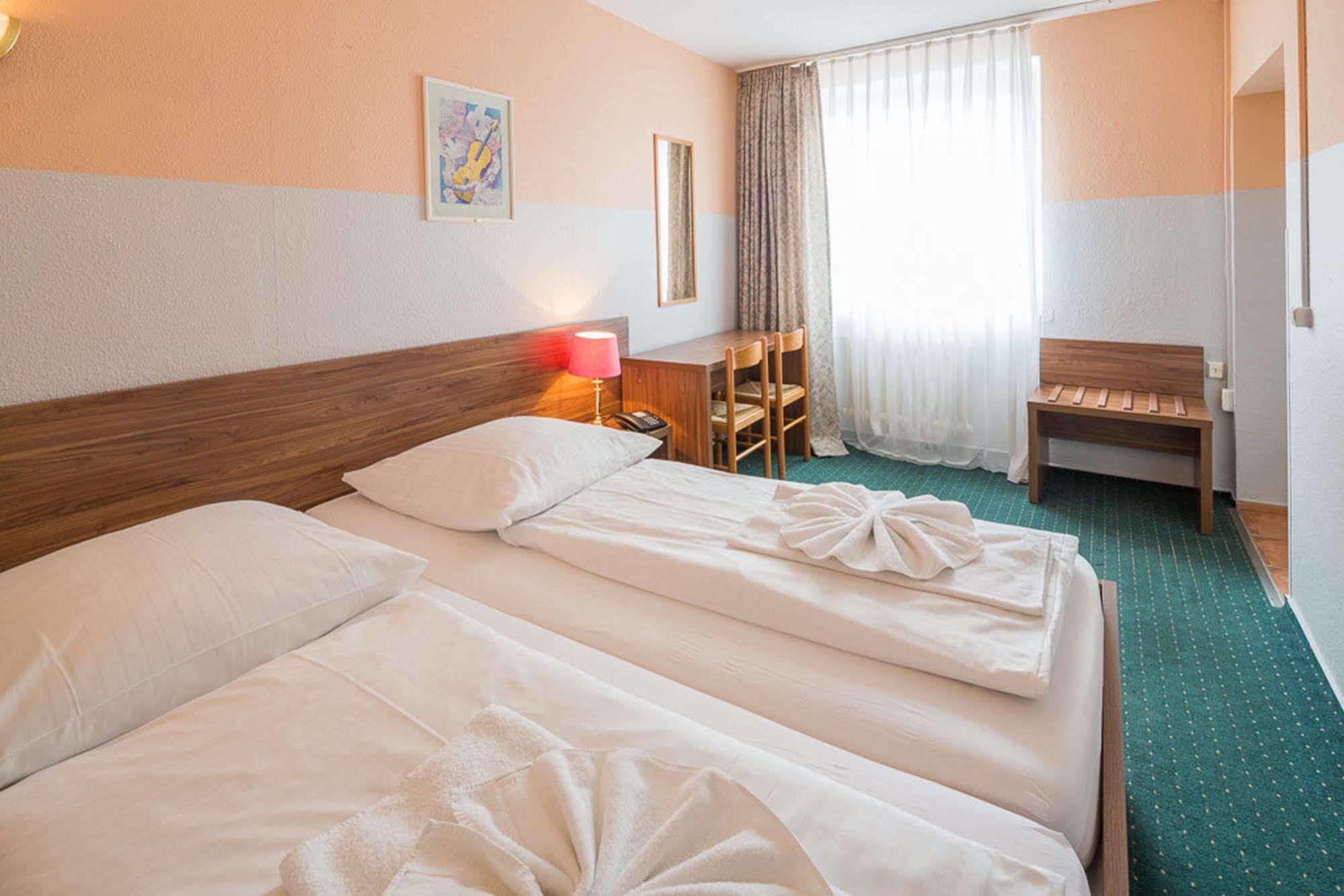 City Ansbach Am Kadewe 3*