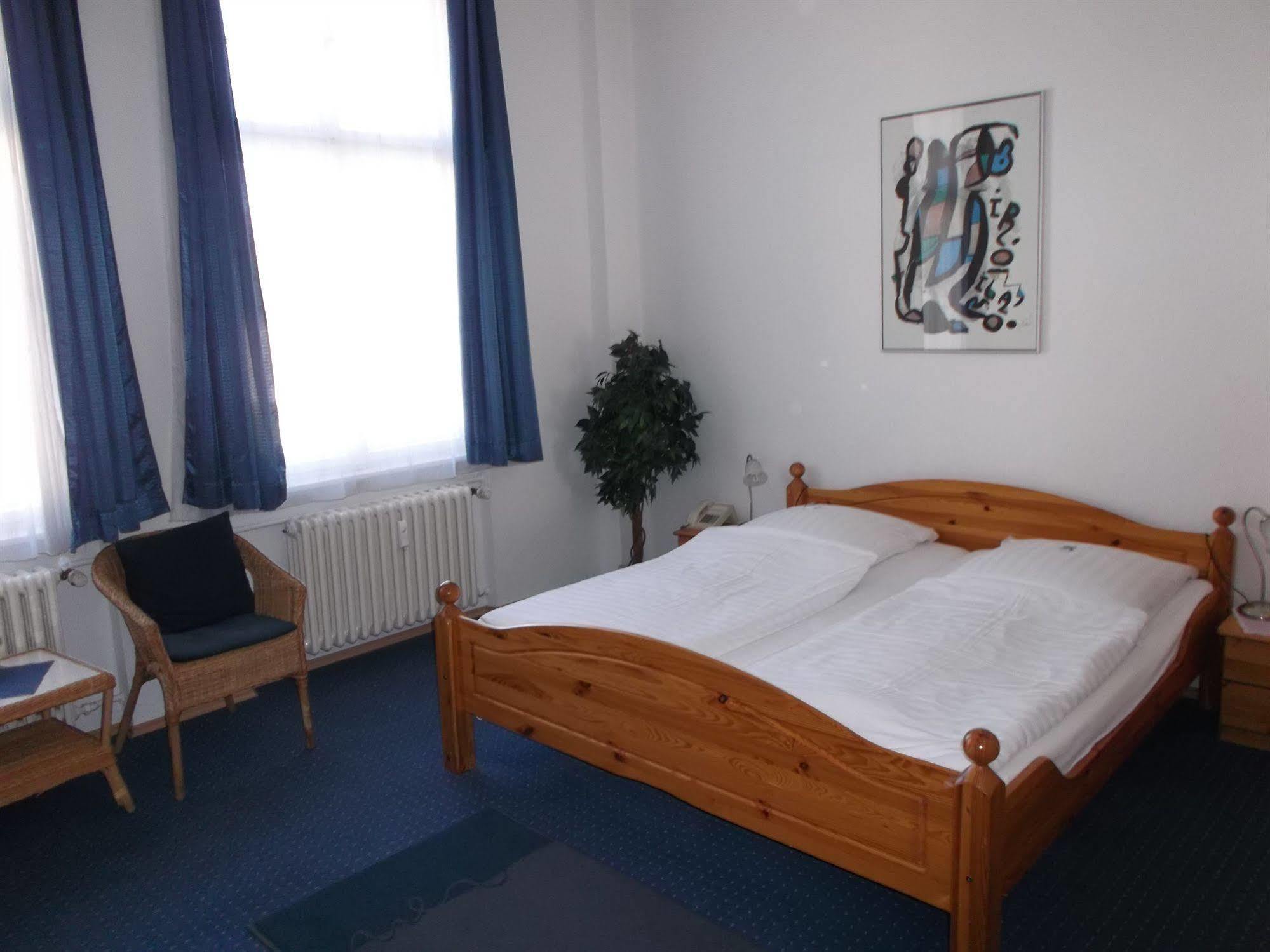 Bed & Breakfast Bregenz 3*