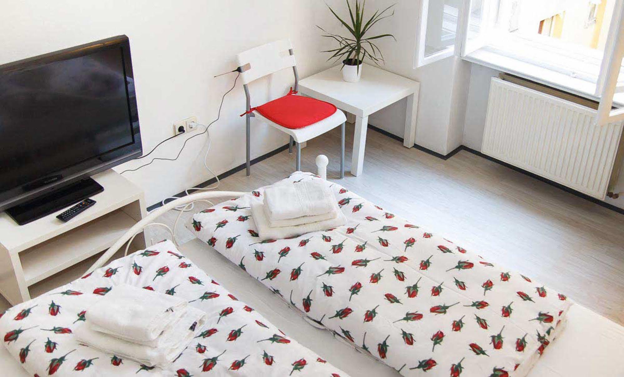 Guest house Gastehaus City Stop 3*