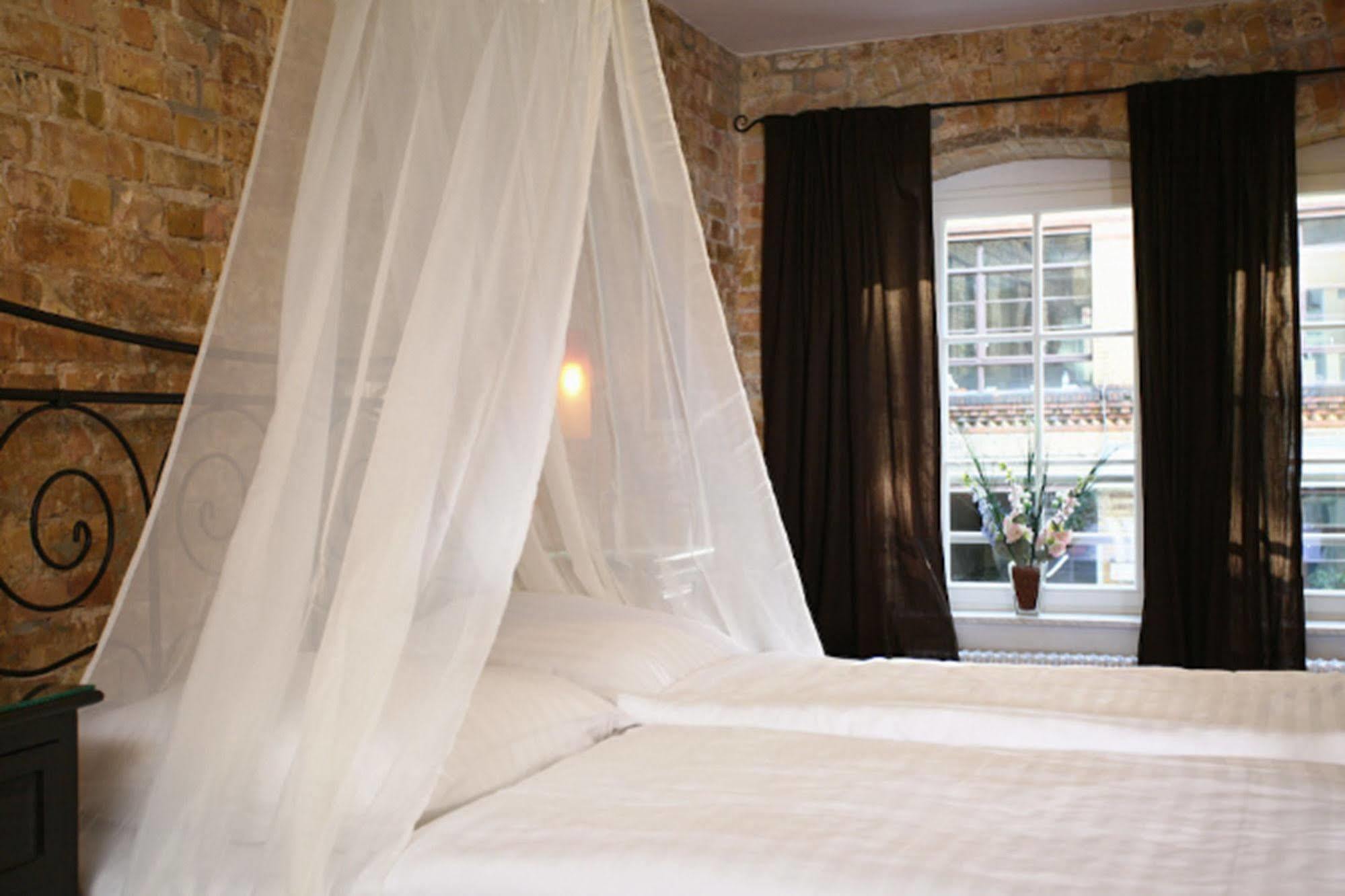Hotel Sarotti-hofe 3*