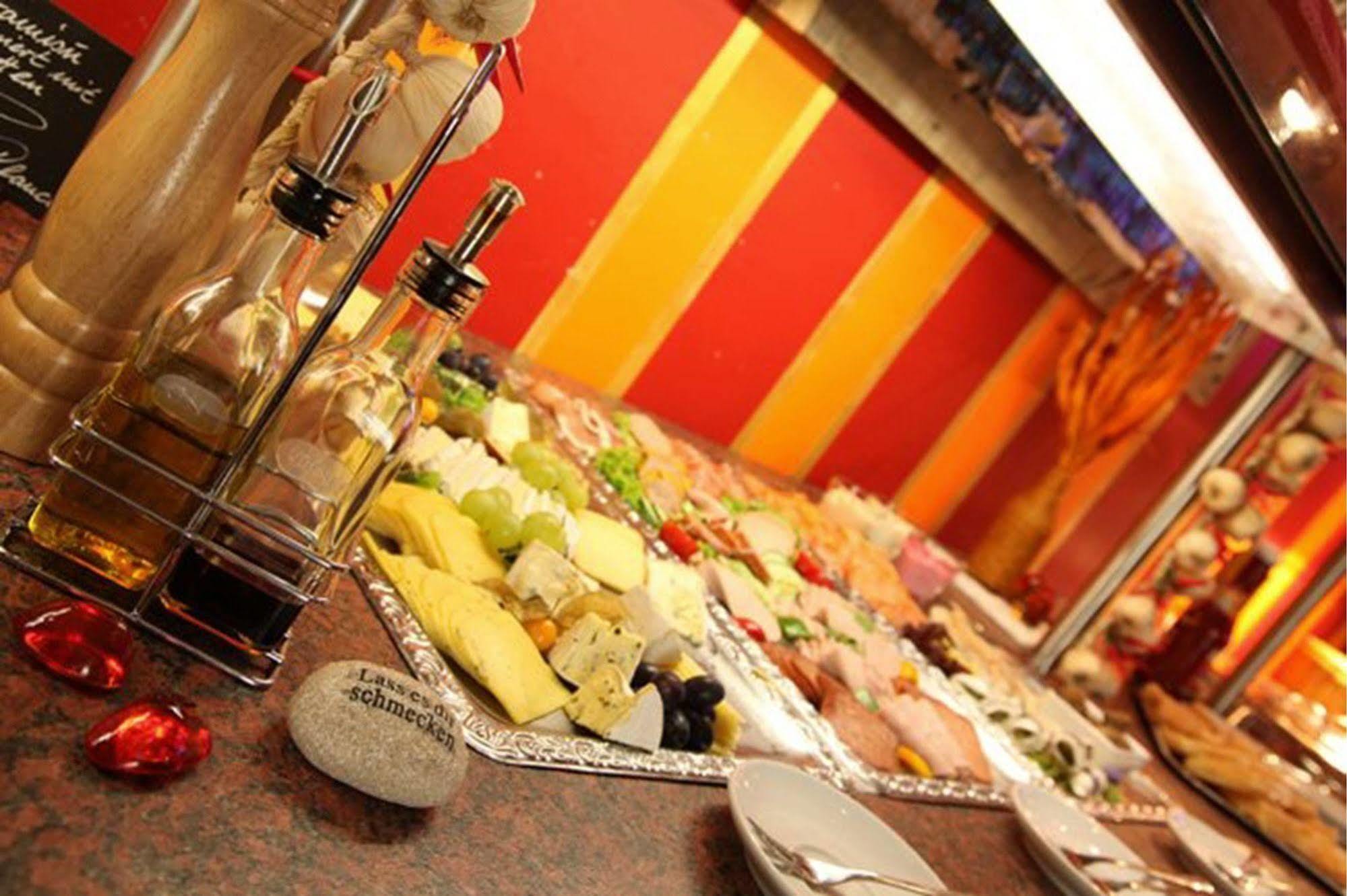 Sarotti-hofe Hotel