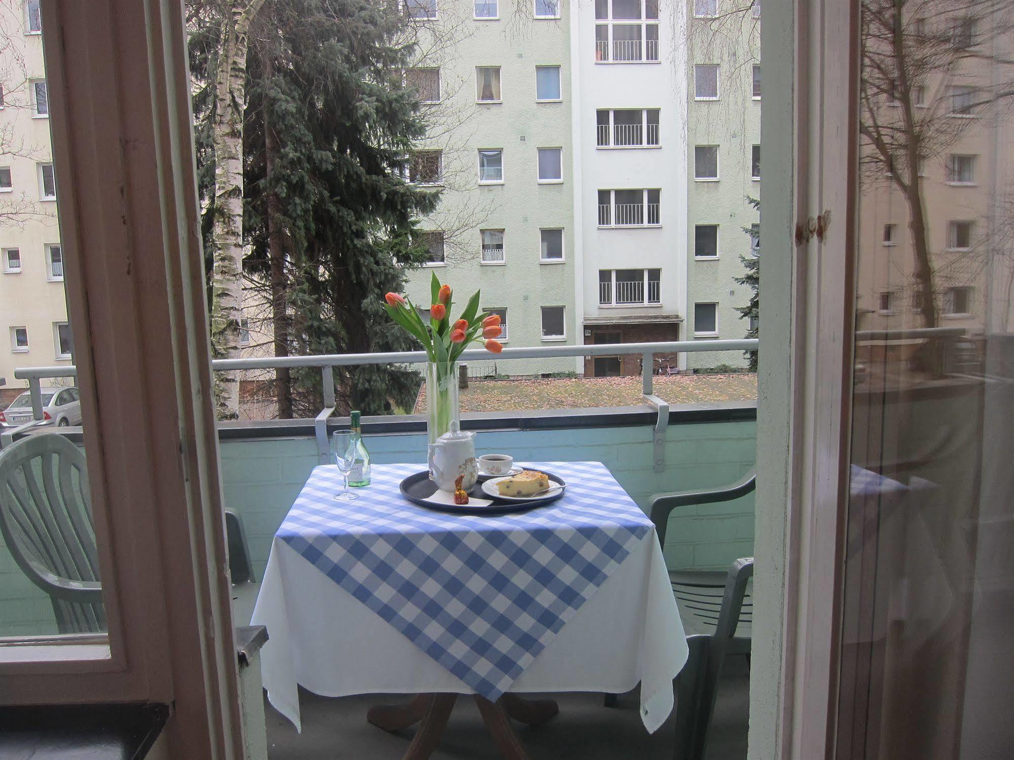 Atrium Hotel 2*