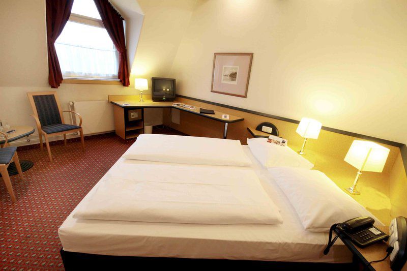 Hotel Dorint Airport-hotel Berlin-tegel