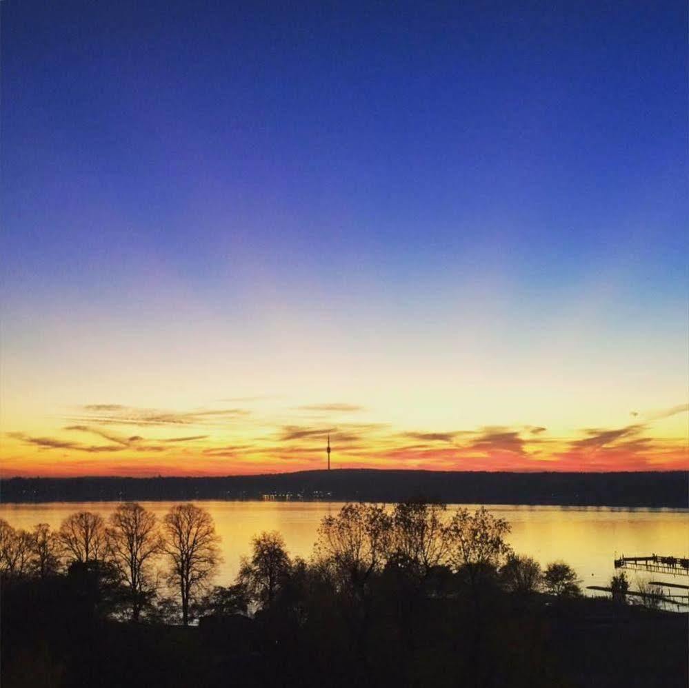 - Am Wannsee