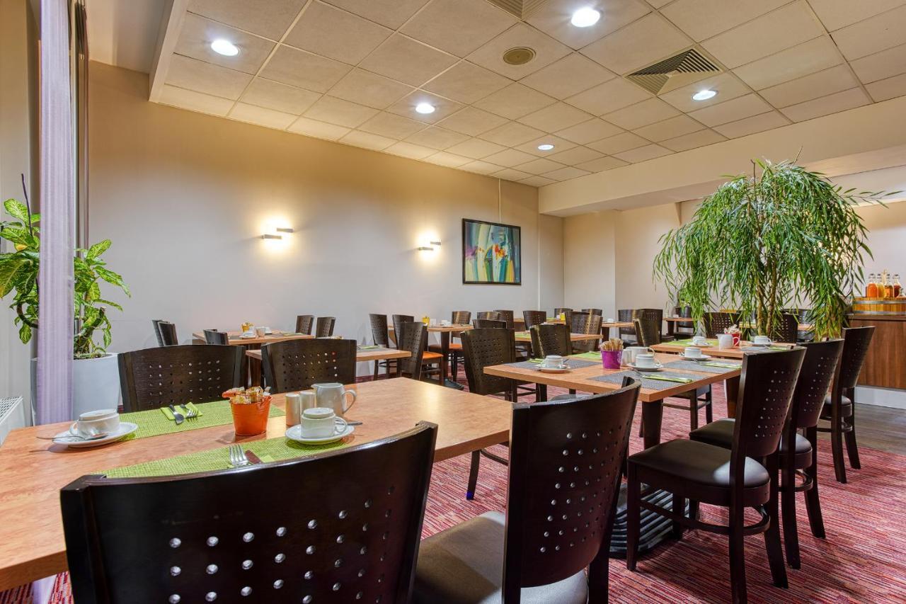 Centro West Hotel 4*