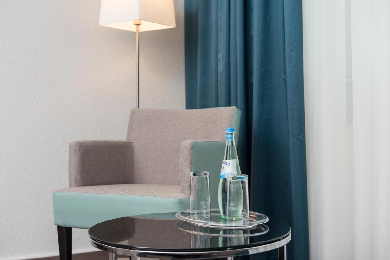 Hotel City East 4*