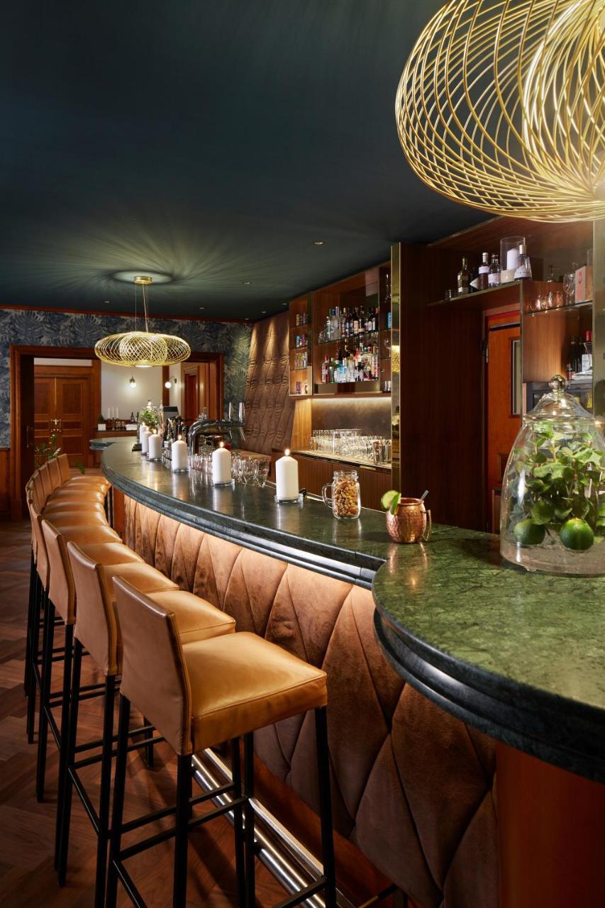 Hyperion Hotel 5*