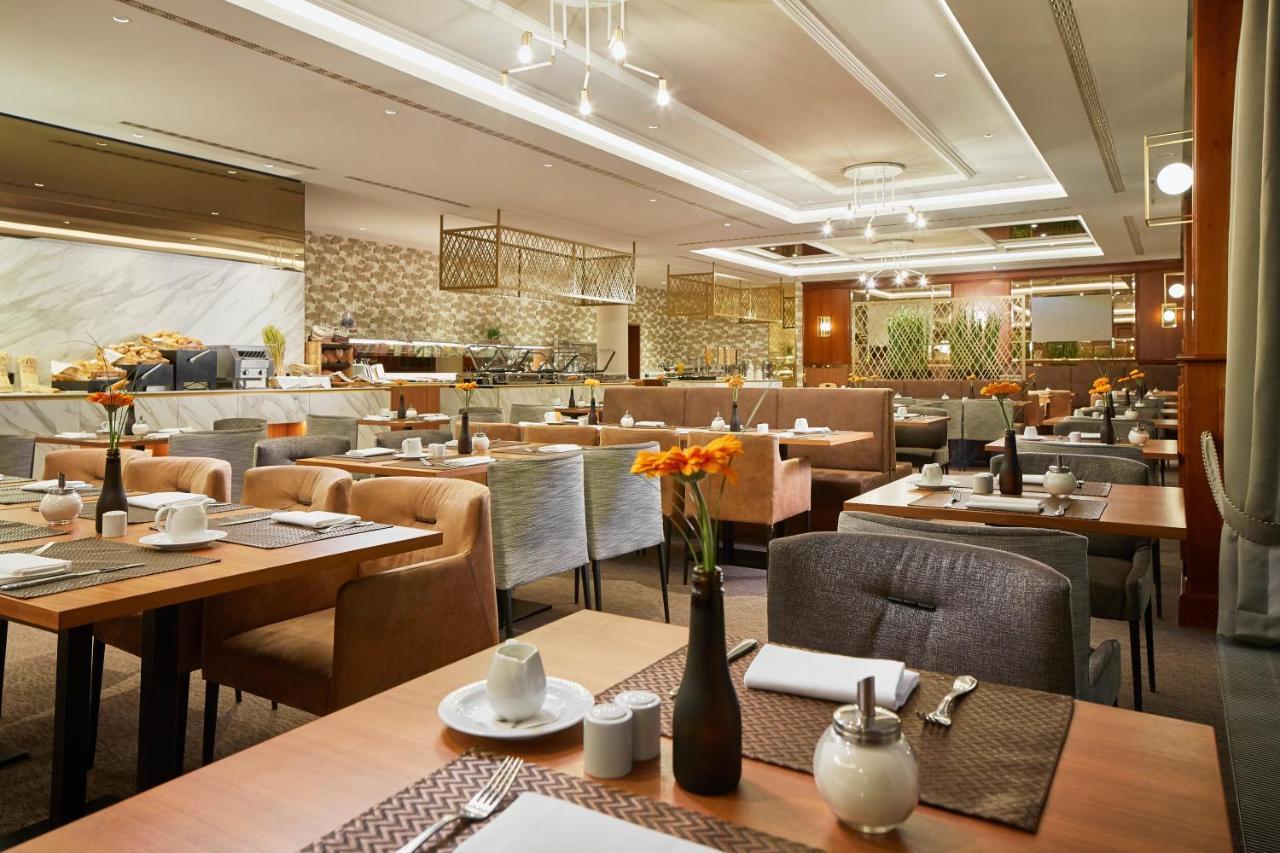 Hotel Hyperion