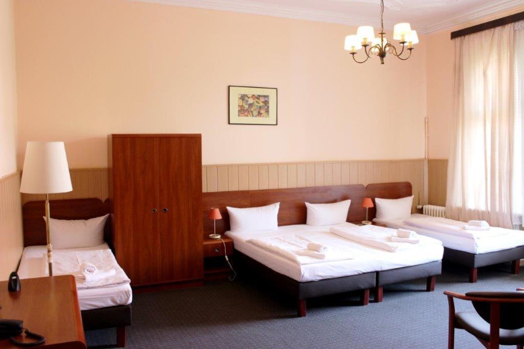 Hotel-pension Rheingold Am Kurfuerstendamm Hotel Berlin