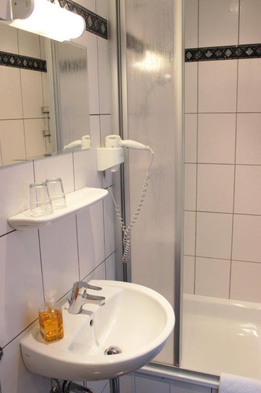 Hotel-pension Rheingold Am Kurfuerstendamm Hotel 2*