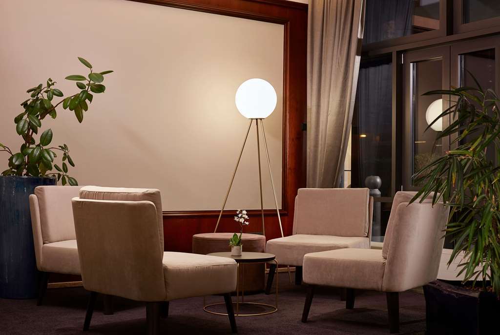 Hotel Hyperion