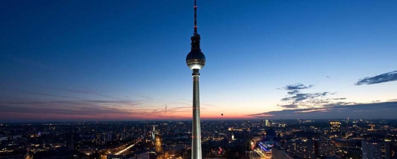 Romantic Style Alexanderplatz Apartment *